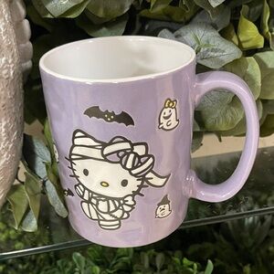 Sanrio Halloween Hello Kitty Mummy Costume &Ghosts Purple Ceramic Coffee Mug NWT